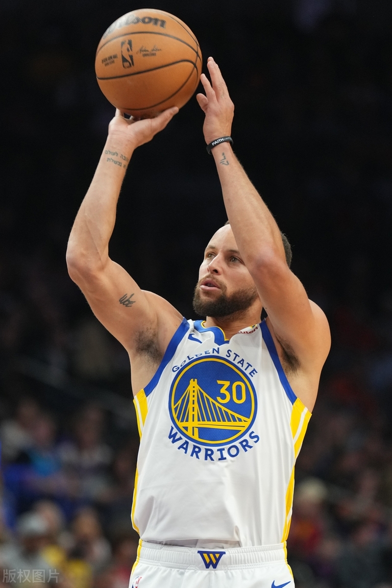 Kaiyun-包含库里连续十二场比赛得分超过赛事规则更新，TL挑战极限！的词条