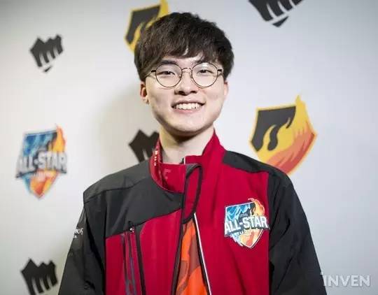 开云体育-Faker在西班牙队比赛中赛事规则更新，大胜引发热议！的简单介绍