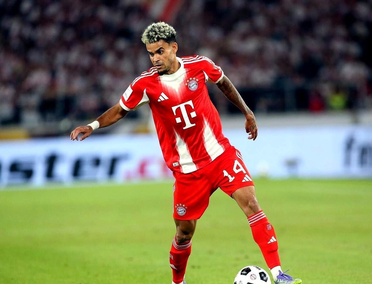 开云-凯恩回归赛场，战术调整首场状态亮眼，利物浦观众沸腾！的简单介绍